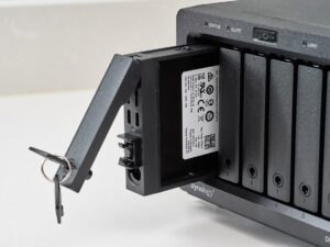 DS620Slim-Drive-install